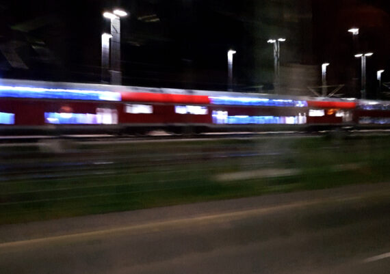 Zugeinfahrt Bahnhof Lindau_2022